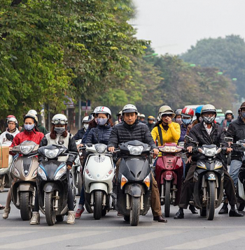 Mopēdi, motorolleri, motocikli un motocikli veido aptuveni 30 procentus no globālā transporta līdzekļu skaita. To lielākais izplatības reģions ir Āzija, un tiek prognozēts, ka desmitgades beigās 30% no šiem braucamajiem būs elektriski.