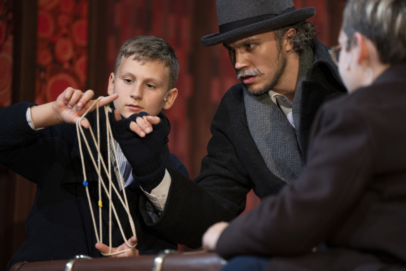 Dailes teātra izrāde "Leopoldštate".