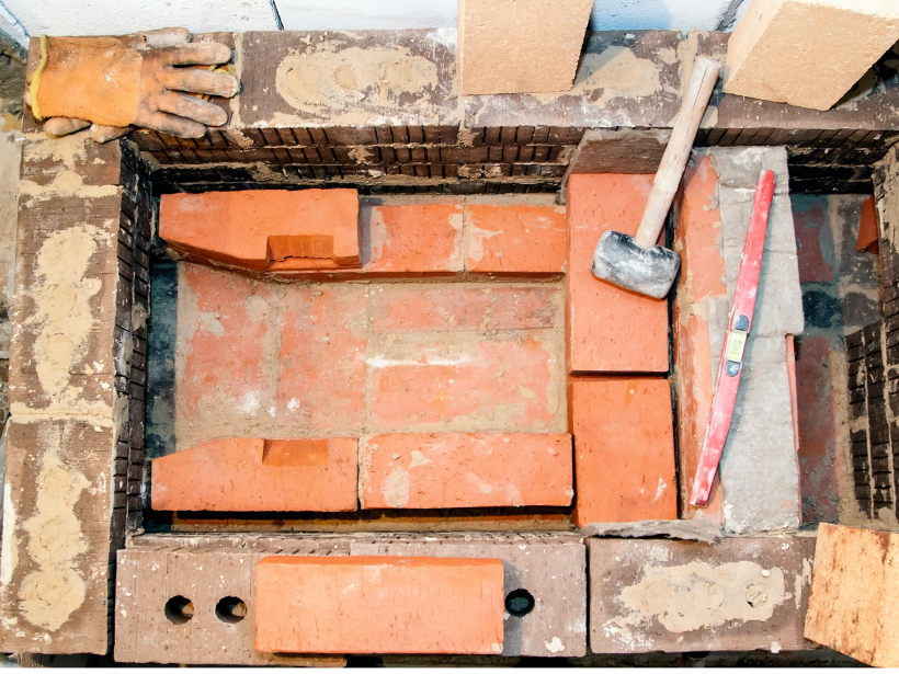 Piemeklē jaunus ķieģeļus – tiem jābūt no tāda paša materiāla kā izmantotajiem.