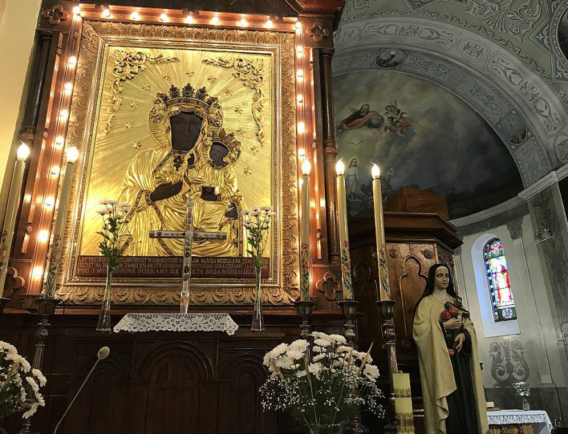 Grīvas katoļu baznīcā tiks restaurēta glezna/ikona “Dievmāte no Čenstohovas”, ko baznīcai 1894. gadā uzdāvinājusi kāda ģimene.