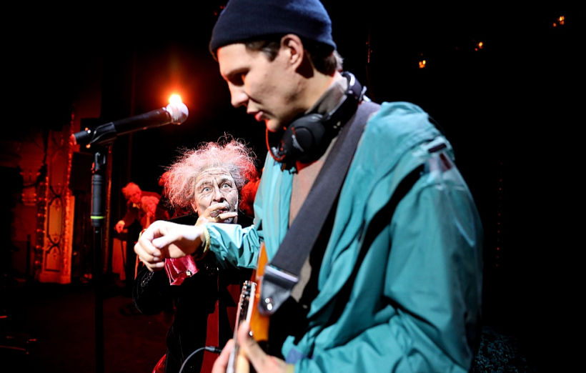 Raimonda Celma atveidotais Tots.