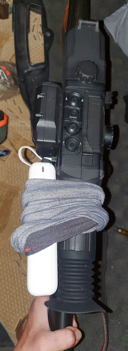 Jāpārliecinās, vai netraucēs šāviena brīdī.