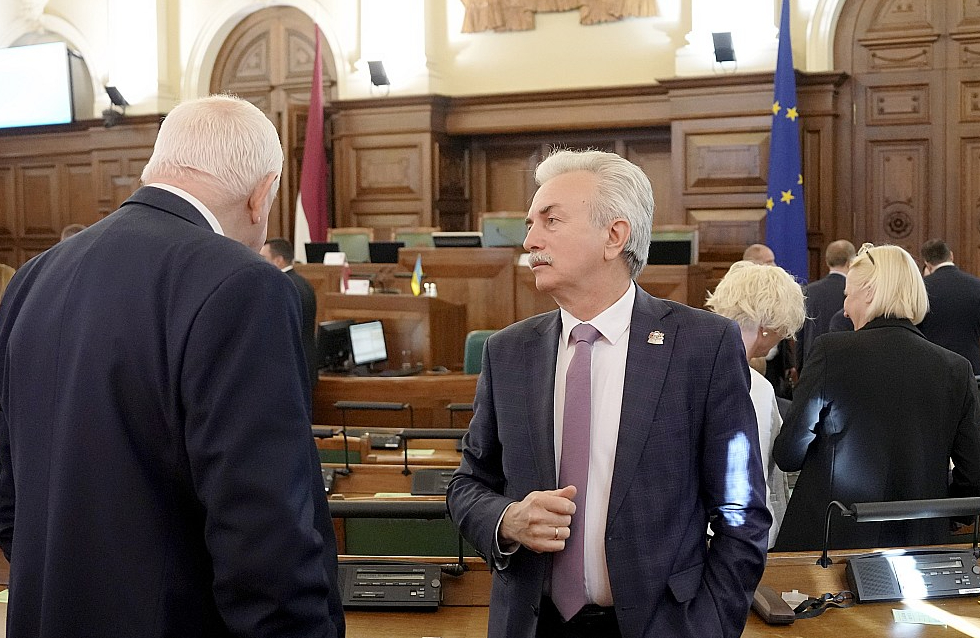 Saeimas deputāts Gunārs Kūtris pie jaunās koalīcijas pieteikts gan kā kultūras ministra, gan kā Saeimas priekšsēdētāja amata kandidāts, taču šos krēslus nav dabūjis.