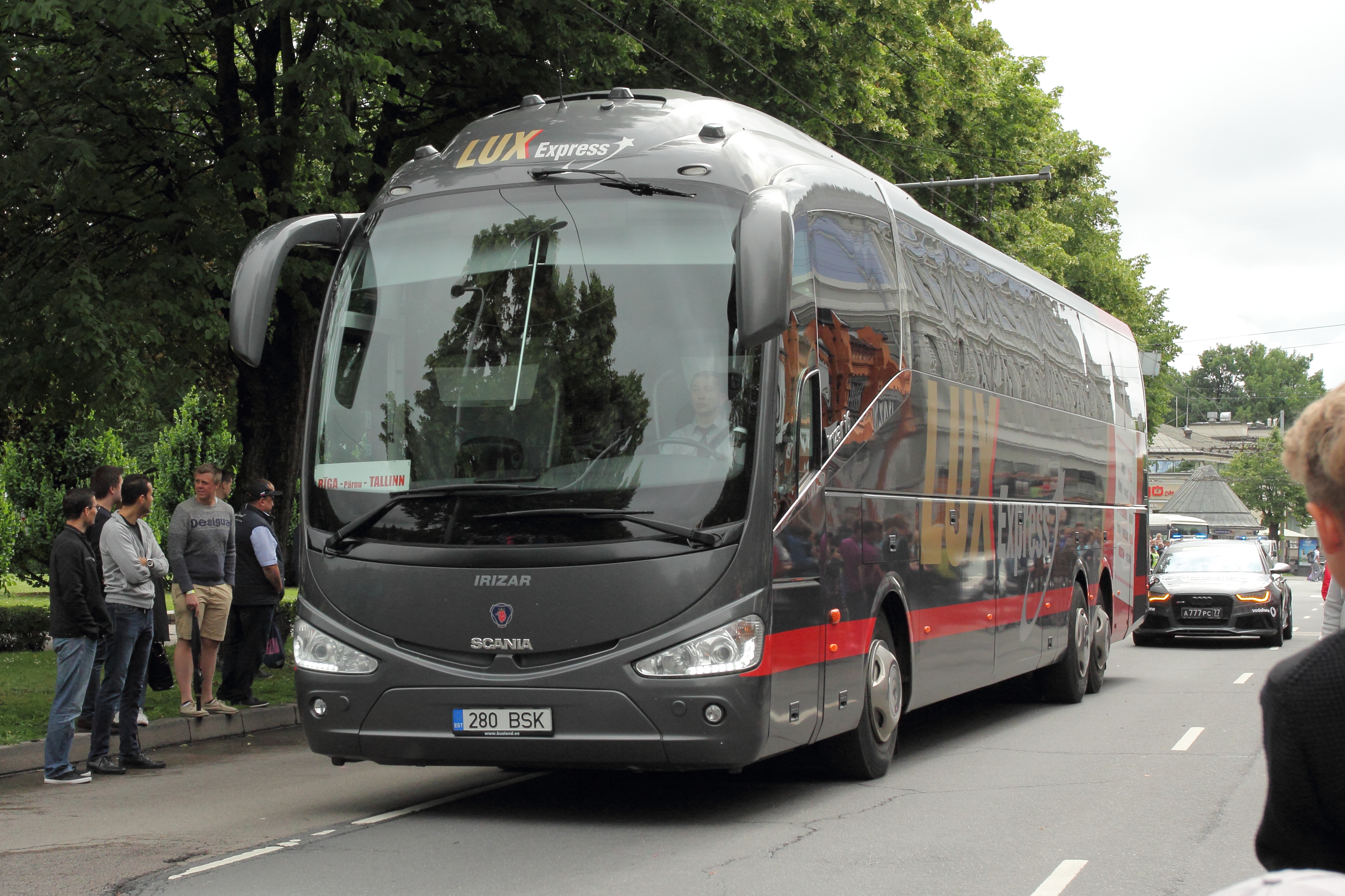 "Lux Express" autobuss. 