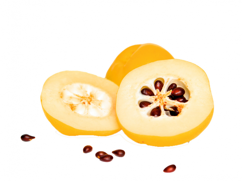 Šķēlītēs sagrieztas svaigas un ar cukuru apbērtas cidonijas ledusskapī var glabāties pat pusgadu.