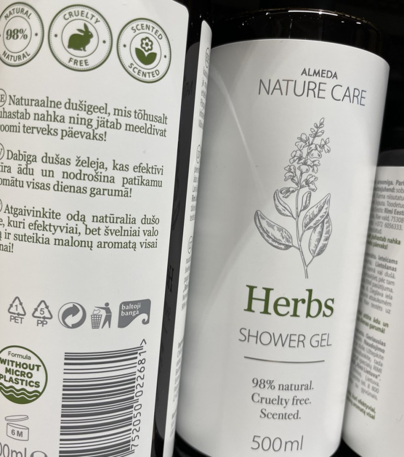 Jau kādu laiku ražotāji aizrāvušies ar dabiskuma procentiem – šajā gadījumā tie ir 98%. Jautājums, kādas vielas ir atlikušajos procentos?