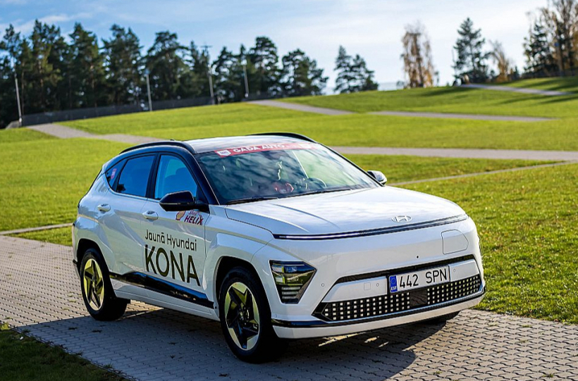 Strīdamies par dizaina tendencēm: elektriskā "Kona" pārāk vienkārša vai vispareizākā?