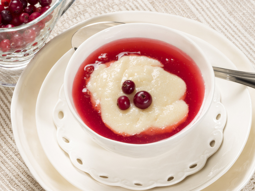 Buberts ar dzērveņu mērci.