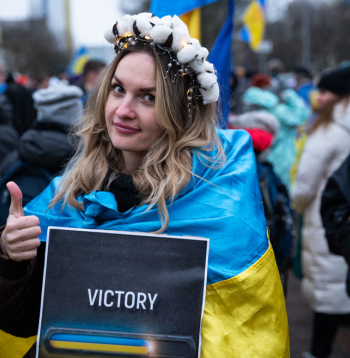 Ukrainas atbalstītāji nezaudē ticību, ka ukraiņi vēl ir ceļā uz uzvaru un agri vai vēlu Krievijas okupantu armijai nāksies atkāpties no Ukrainas zemes.