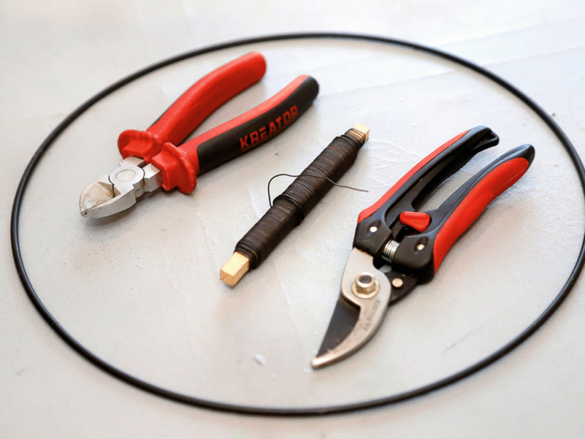 Darbam nepieciešamais.