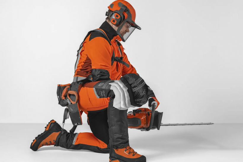 "Husqvarna" aizsargaprīkojums ziemā: Kā izvēlēties piemērotu darba apģērbu.