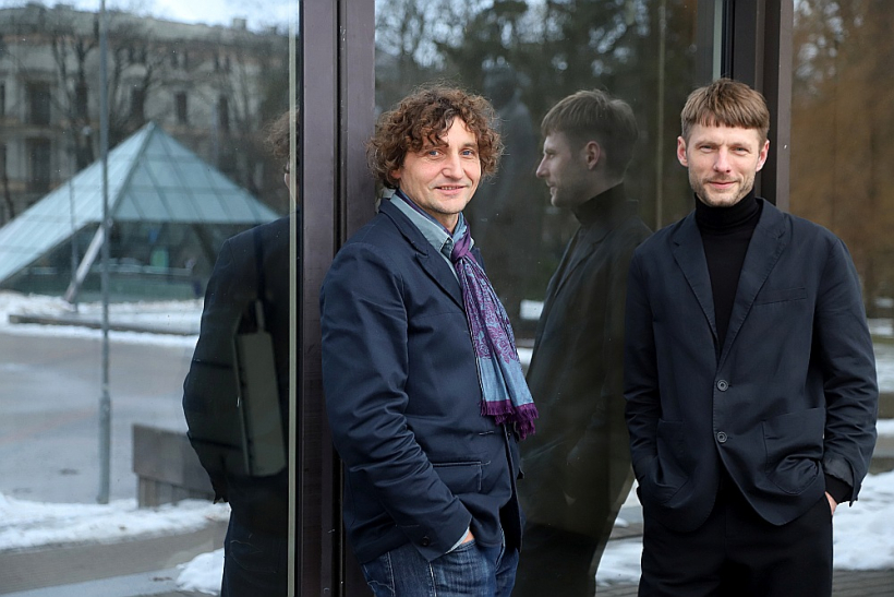 Rīgas Filharmonijas metu konkursa uzvarētāji – arhitekti Jānis Sauka (no kreisās) un Austris Mailītis.