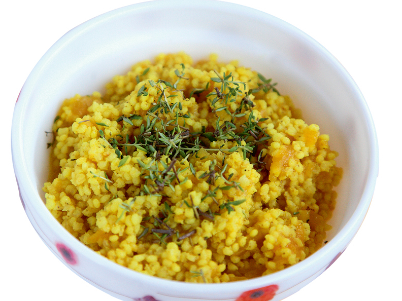 Veselīgā prosas putra ar ķirbi un kāli.