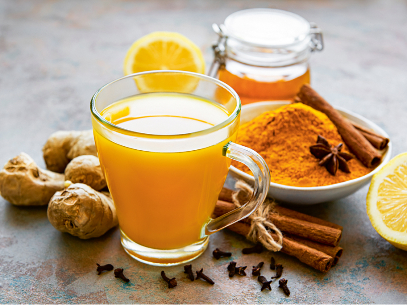 Ingvers ar ābolu sulu un kanēli.