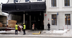 Atjaunotais Jaunais Rīgas teātris Lāčplēša ielā.