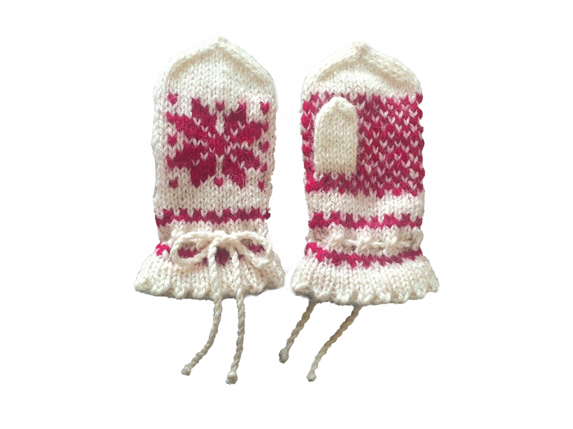 Cimdiņi ar latvju rakstu.