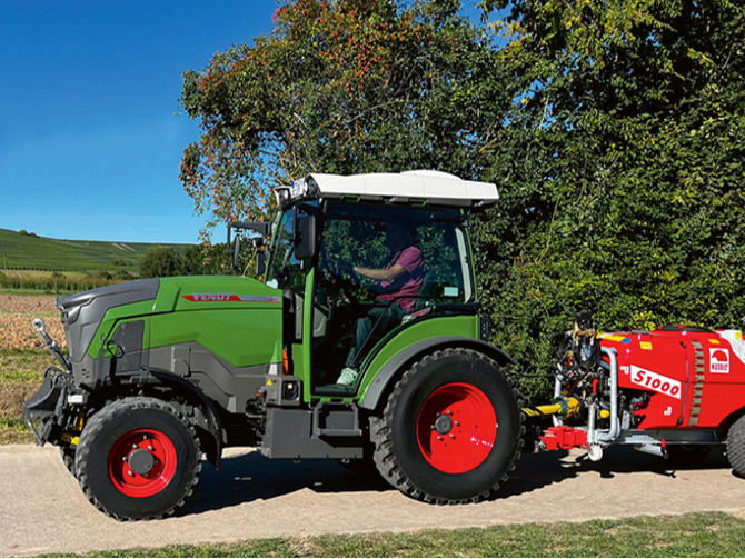 'Fendt e107 V Vario. Fendt e107 V Vario'.