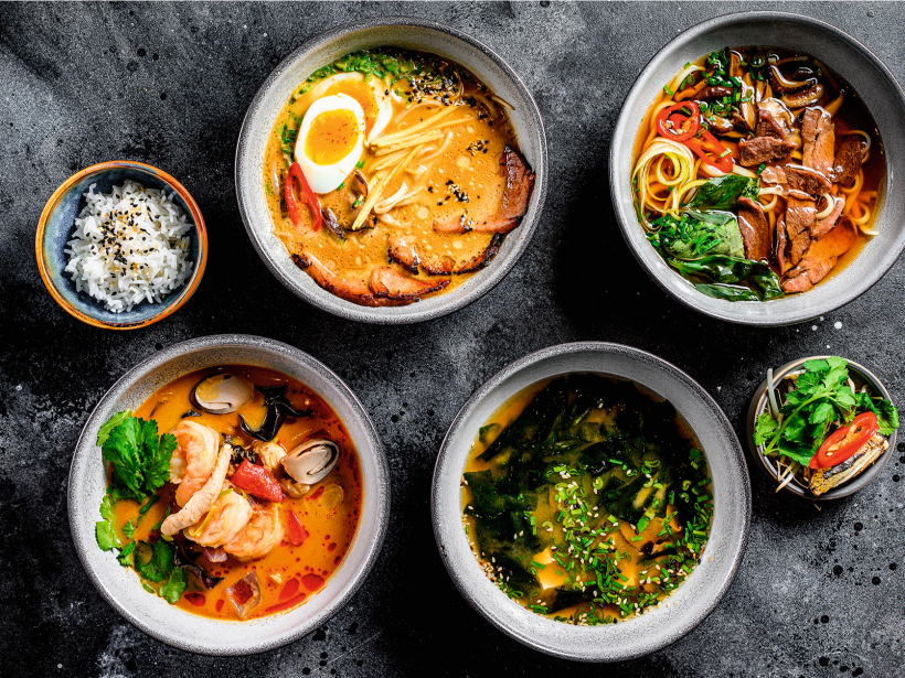 Rāmenam raksturīga bagāta garšu buķete un dažādas sastāvdaļas.