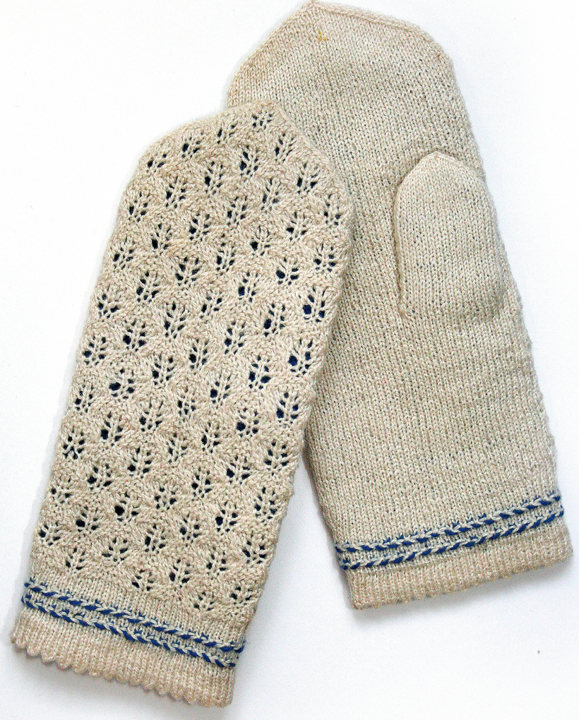 Balti dūraiņi ar zilu oderi.