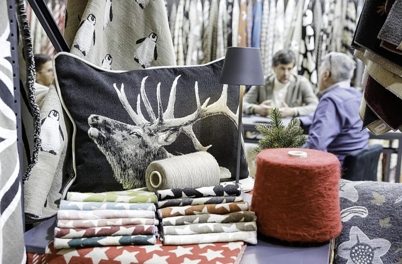 Interjerā aktualitāti arī šogad nezaudē brieža tēls.