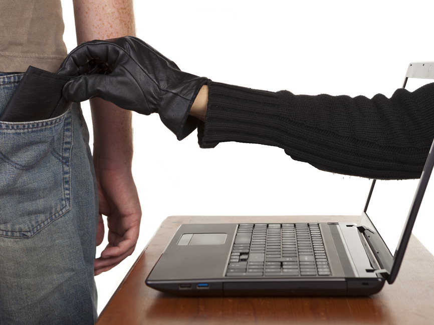 Aizvadītajā gadā kiberkrāpnieki no mūsu valsts iedzīvotājiem esot izkrāpuši sešus miljonus eiro, ziņo Valsts policija.