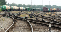 Zemkopības ministrija veikusi aprēķinus, saskaņā ar kuriem pilnīga Krievijas graudu tranzīta aizlieguma gadījumā ostu ieņēmumi samazinātos par 60 miljoniem eiro, bet dzelzceļa – par 40 miljoniem eiro. 