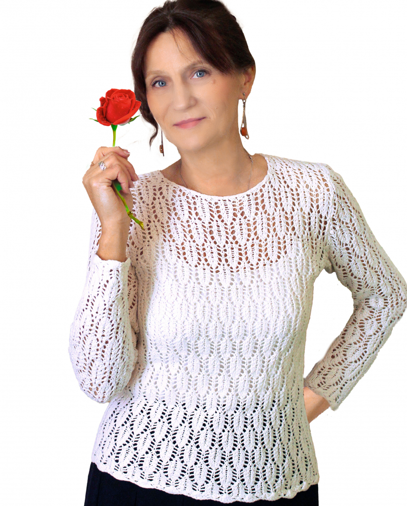 Džemperis lapiņu rakstā.