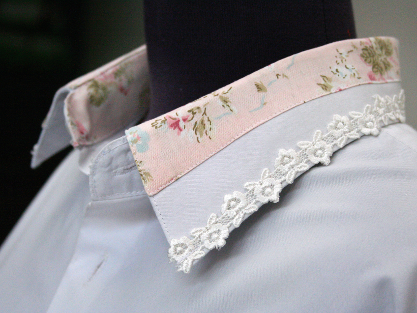 Apkaklīte ar mežģīni.