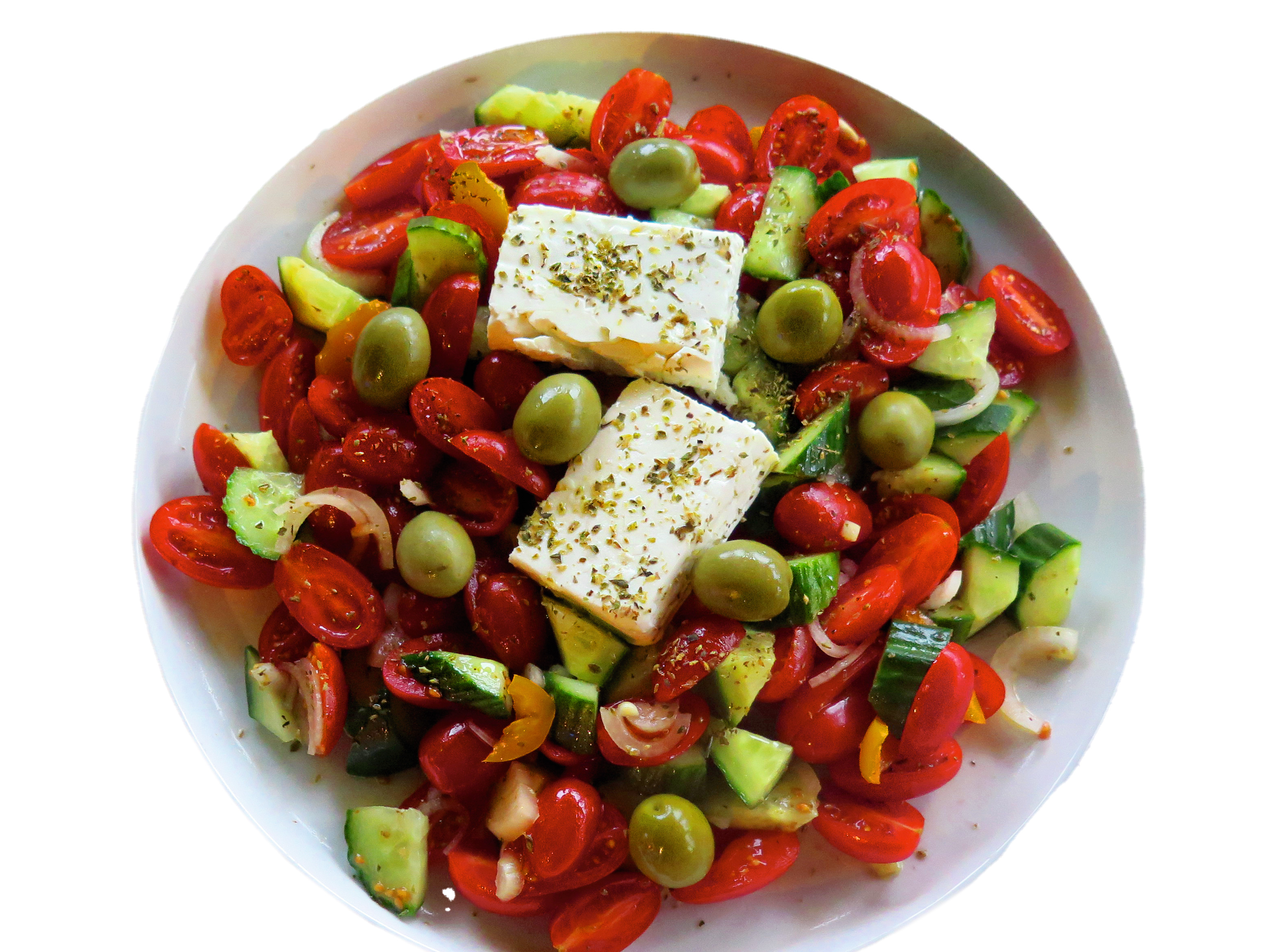 Tradicionālie grieķu salāti ir ātri pagatavojams, viegls ēdiens. Pietiekami sātīga ēdienreize karstā vasarā.