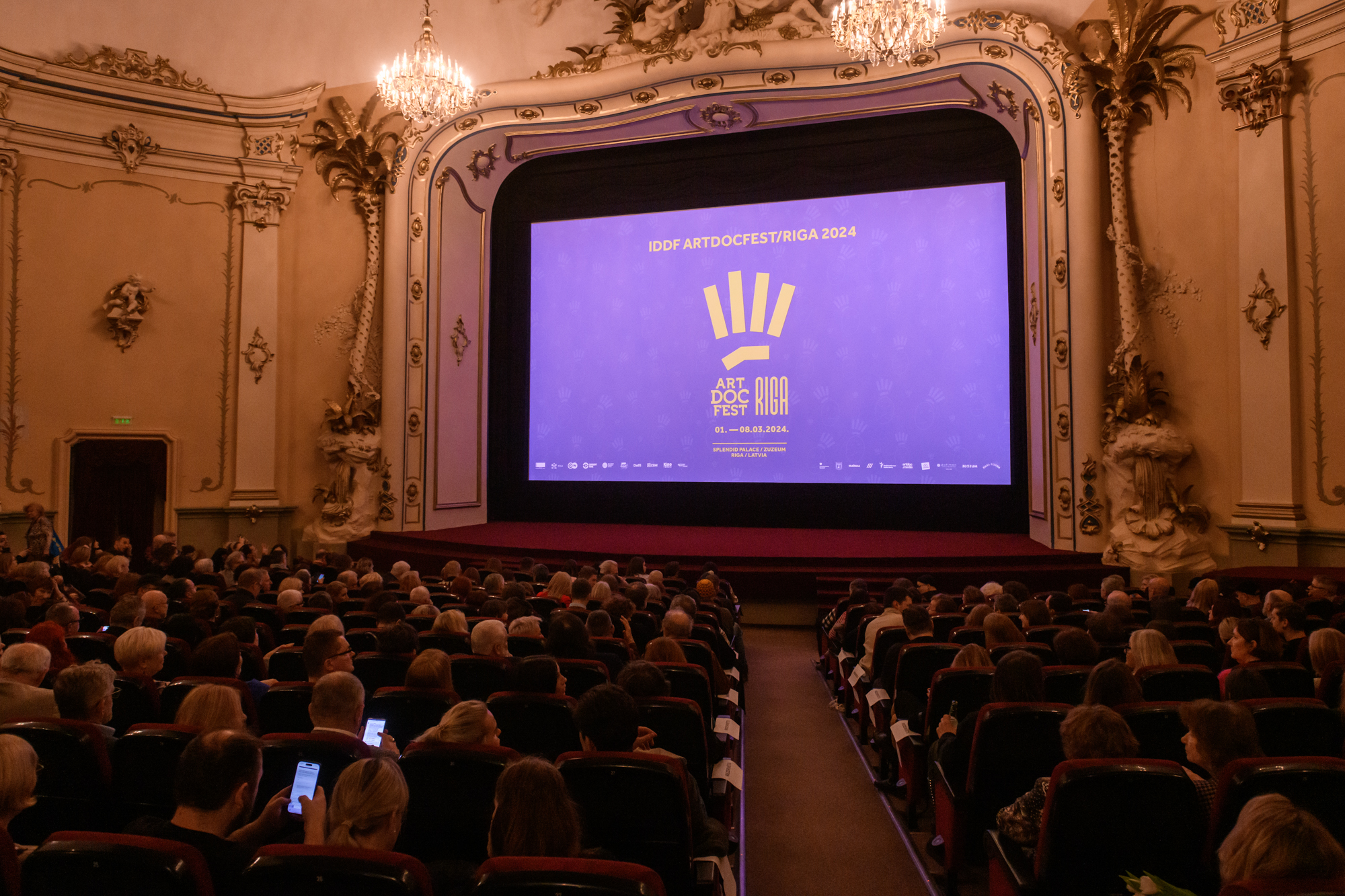 Atklāts kinofestivāls "Artdocfest/Riga". 